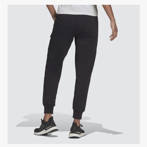 Adidas Jogger/Sweatpant - Picture 3 of 14